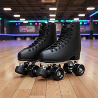 Patins à roulettes Quad extérieurs professionnels chaussures traditionnelles à quatre roues pour la location de patinoire