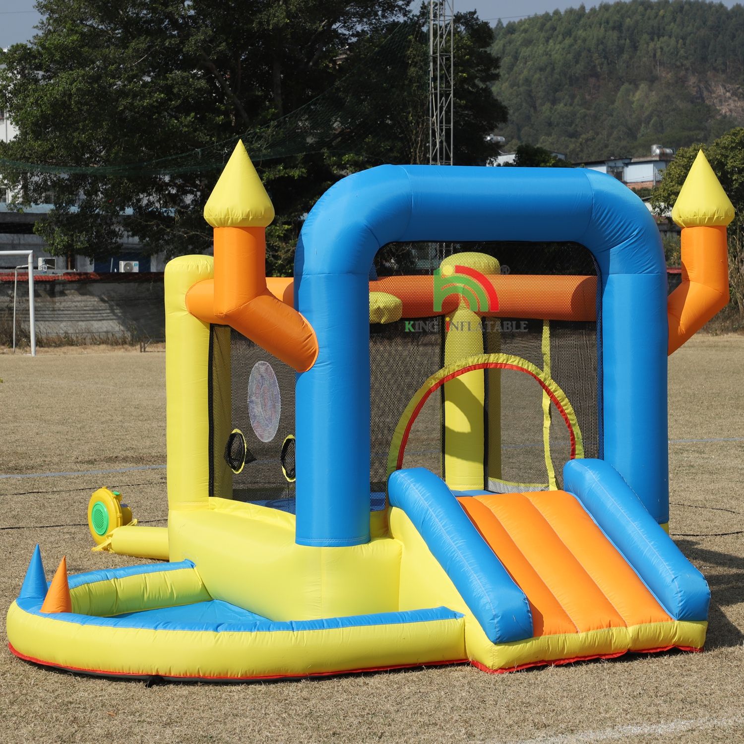 Comme sur l'image (Jaune+Bleu+Orange)