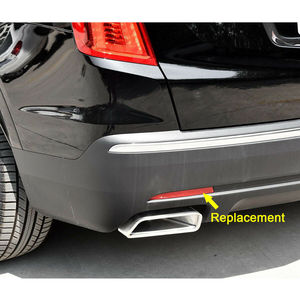 Réflecteur de pare-chocs arrière Cadillac XT5 ATSL, rectangulaire, adhésif plat, remplacement, angle de faisceau de 90 degrés - Product Image 1