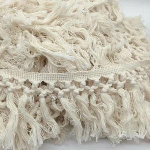 Frangia in Cotone 100% di Alta Qualità con <span class=keywords><strong>Nodi</strong></span> e Nappe Bianche per Tappeti e Bordi Decorativi - Product Image 5