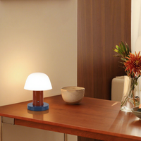Lampe de bureau moderne en ABS, design LED, avec commande par interrupteur et recharge, pour salon, chambre à coucher, chevet, motif champignon et bourgeon de fleur, pour l'exportation