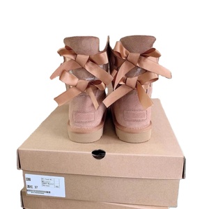 2024 Outdoor Winter warme Stiefel Damen Strass Schafswolle Schuhe Schafsfell gefüttert Schnee Glitzer Stiefel lange Wollstiefel - Product Image 1