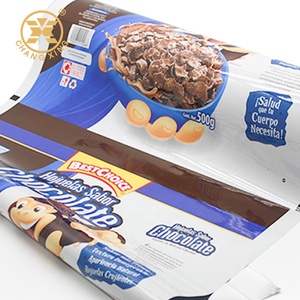 Bon <span class=keywords><strong>prix</strong></span> Rouleau de film plastique d'emballage alimentaire en copeaux imprimés personnalisés métallisés à barrière élevée - Product Image 4