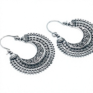 Se oxidan plata Vintage Boho Mandala pendientes de aro - Product Image 2