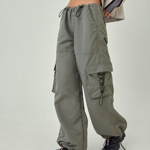 High Quality Women's Cargo <b>Trousers</b> <b>Elastic</b> Waist Closure Outdoor Casual <b>Work</b> Multi-Pockets Carpenter Parachute Pants for Spring - Product Image 1