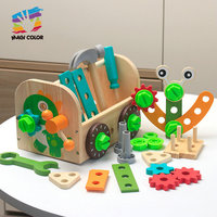 Ensemble de costumes de jeu de rôle de policier pour enfants en bois avec gilet, chapeau, menottes et outils de police factices - Déguisement réaliste W10L111