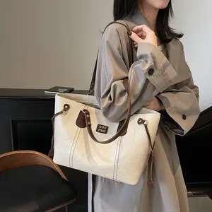 <span class=keywords><strong>Sac</strong></span> à <span class=keywords><strong>main</strong></span> en cuir PU grande capacité pour <span class=keywords><strong>femme</strong></span>, <span class=keywords><strong>sac</strong></span> fourre-tout simple en forme de croix, ouvert, tendance, couleur contrastée, polyvalent, idéal pour la plage - Product Image 2