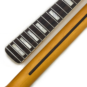 Manche de guitare en érable satiné à 22 frettes, manche de guitare ST avec tête large et bordure blanche - Product Image 6