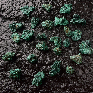 <span class=keywords><strong>Pietra</strong></span> fasciata <span class=keywords><strong>verde</strong></span> cristallo <span class=keywords><strong>Malachite</strong></span> per la guarigione e la protezione - Product Image 4