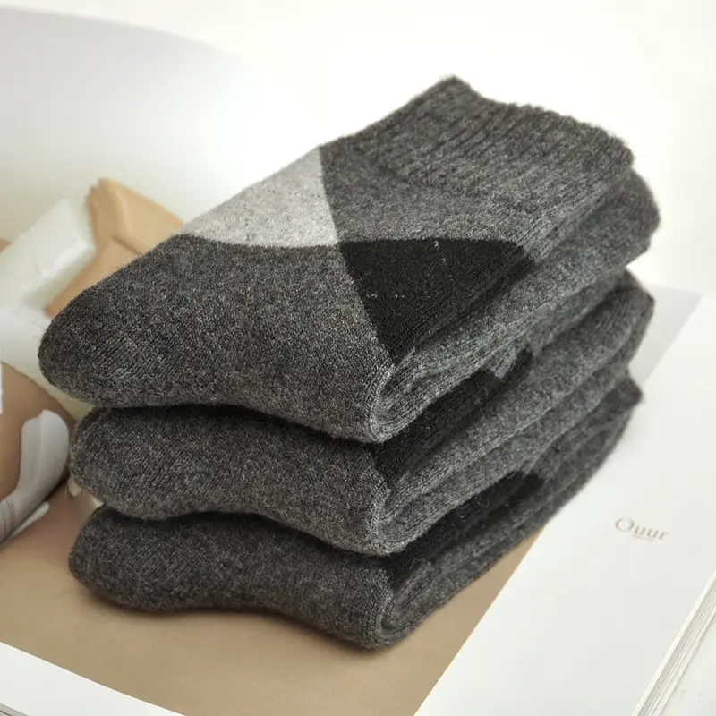 Benutzer definierte graue Argyle Männer Business Merinowolle Socken dicke warme Winter Kaschmir Socken für Männer