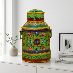 Contenedor de Almacenamiento de Metal Hecho a Mano, Forma Cilíndrica con Diseño Floral, Estilo Retro, Tapa Hermética para Uso en la Cocina - Product Image 1