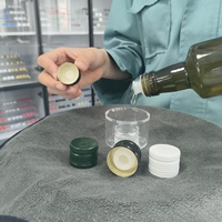 Tapa de Aluminio y Plástico de Grado Alimenticio Personalizable de Fábrica con Parte Retráctil Innovadora para Aceite de Oliva y Aceite de Cacahuete