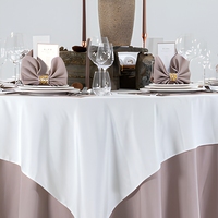 Nappe ronde double couche personnalisée ELIYA pour hôtel avec jupe plissée