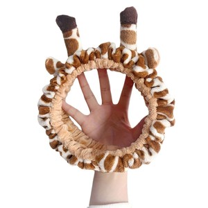 Vente en gros Bandeau en bois de <span class=keywords><strong>girafe</strong></span> bicolore pour filles Attache à cheveux en peluche douce pour une coiffure de fête mignonne - Product Image 5