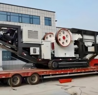 Concasseur à mâchoires sur chenilles avec PLC et moteur pour bauxite, granit, gangue – Usine de concassage mobile haute productivité 16-60t/h