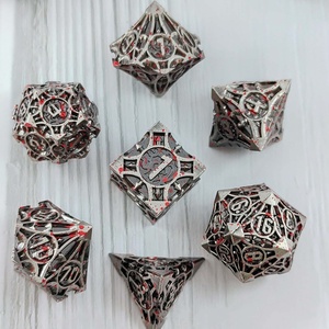 Ensemble de dés RPG Dragons et Donjons de haute qualité Forme polyédrique Dés mdn personnalisés en métal 7 pièces avec boîte-cadeau pour les jeux de rôle - Product Image 6