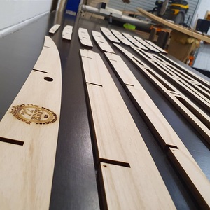 Panneaux <span class=keywords><strong>de</strong></span> construction <span class=keywords><strong>de</strong></span> bateaux en <span class=keywords><strong>bois</strong></span> <span class=keywords><strong>de</strong></span> Paulownia <span class=keywords><strong>de</strong></span> qualité marine, collés sur le biais, légers et pliables, pour coques <span class=keywords><strong>de</strong></span> voiliers - Product Image 3