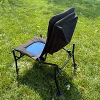 Chaise de camping et de pêche pliable et portable avec pieds réglables, siège rembourré et design durable et écologique