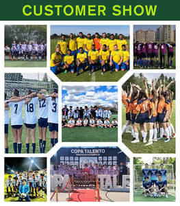 Felpe da <span class=keywords><strong>uomo</strong></span> personalizzate all'ingrosso Set uniforme da <span class=keywords><strong>calcio</strong></span> <span class=keywords><strong>pantaloncini</strong></span> da <span class=keywords><strong>calcio</strong></span> Set da allenamento abbigliamento sportivo tipo fascia di età maglia da <span class=keywords><strong>calcio</strong></span> - Product Image 3