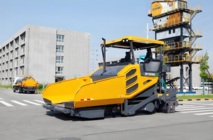 Paveuse d'asphalte industrielle haute densité RP1355HD, largeur de pavage maximale 13,5 m, épaisseur de couche 550 mm, robuste, pour autoroutes - Product Image 3