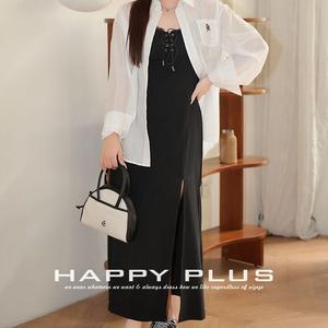 Robe longue fendue noire Happy Plus à encolure croisée pour femme, grande taille, coupe trapèze avec détails en dentelle N9186 - Product Image 1
