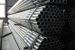 Tuyau d'acier rond pré-galvanisé de livraison rapide pour le <span class=keywords><strong>garage</strong></span> et le hangar de centre commercial d'école d'hôpital d'immeuble de bureaux à <span class=keywords><strong>prix</strong></span> compétitif - Product Image 4