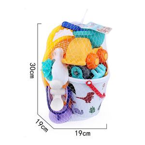 Giocattoli della muffa della sabbia del Silicone del dinosauro messi per i giocattoli della spiaggia dei bambini giocattoli all'aperto della spiaggia del Silicone di estate con il secchio e i setacci 15PCS - Product Image 5