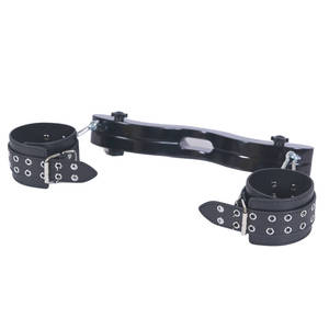 Attrezzatura Penale SM: Clip Nera per Scroto, Manette per Piedi, Apparato per Penale Obligatorio a Ginocchia, Giocattoli Sessuali BDSM per Uomini - Product Image 1