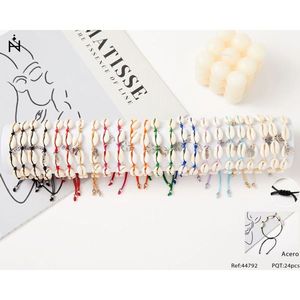Bracciale con conchiglie e 6 accessori in acciaio inossidabile, set da 24 pezzi, gioielli multicolori con conchiglie di ciprea per donna, alla moda - Product Image 1