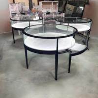 Maßgefertigte Moderne Luxus-Metall-Glas-Vitrine Schmuck-Theke YIZHAN YZ-2501070001 mit LED-Beleuchtung für Einkaufszentren