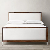 Mobilier classique de luxe en bois massif et en tissu pour chambre à coucher Lit en bois massif Table de chevet Villa Hotel Homestay personnalisable