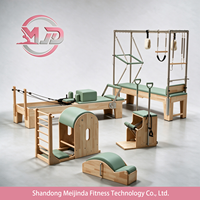 Équipement de Pilates classique traditionnel, durable et écologique, ensemble de cinq pièces en chêne : Reformer, Cadillac, Wunda Chair, Ladder Barrel