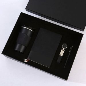 Set de Regalo Ejecutivo Personalizado: Libreta de Cuero PU, Llavero con Impresión Digital y Taza de Café - Regalos Corporativos Premium para Diversos - Product Image 2