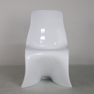 Silla moderna de fibra de vidrio para él y ella, silla de comedor en forma de S, silla de restaurante con vagos más fuertes a la moda - Product Image 4