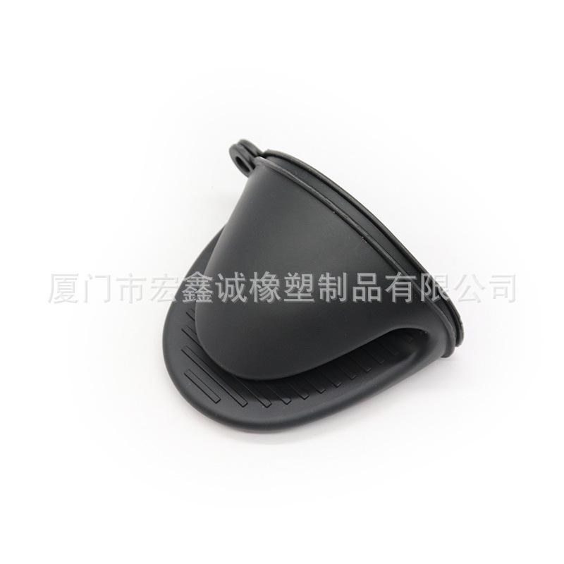 Black hand clip-one piece