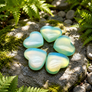 Cuori in Cristallo Naturale all'Ingrosso, Cuori in Opalite Lucidati, Cuori in Opale Scuro per Decorazione Casa - Product Image 1