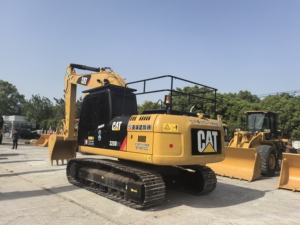 Excavadora Caterpillar CAT320D2L de segunda mano, 90% nueva, de alta calidad y bajo costo, entrega rápida - Product Image 6