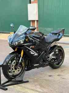 <span class=keywords><strong>Yamaha</strong></span> YZF-R1 1000cc Moto Sportiva con Motore a Quattro Cilindri in Linea Raffreddato ad Acqua - Product Image 6