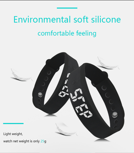 Reloj LED con Correa de Silicona Suave |   Reloj con Alarma de Vibración, Monitor de Sueño y Registro de Calorías - Product Image 1