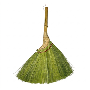 ไม้กวาดกุ้งขนาดเล็กจากอินโดนีเซีย ด้ามไม้ไผ่ใยธรรมชาติ อุปกรณ์ทำความสะอาดพื้นบ้าน - Product Image 1