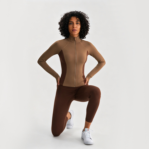 Giacca da Yoga da Donna all'Ingrosso, Vestibilità Slim, Colore Unito, Collo Alto, Top da Corsa in Nylon Traspirante e Anti-umidità 225G Huntsman - Product Image 3