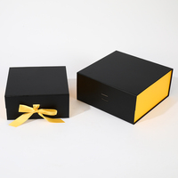 Boîte cadeau magnétique de luxe OEM/ODM, boîtes rigides en carton gaufré, laminage mat, matériaux recyclés pour cadeaux personnalisés