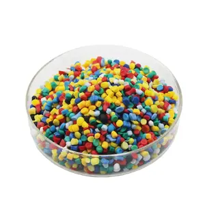 Materiale PVC granuli colorato per uso alimentare polivinilcloruro pellet schiumatura PVC produttore