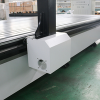 Routeur CNC 4 axes 1325 1530 avec broche simple, cadre robuste, moteur 6 kW pour le travail du bois 3D, meubles, portes d'armoires