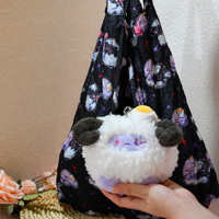 Porte-clés en peluche personnalisé promotionnel avec sac de courses pliable écologique réutilisable, breloque de sac en peluche douce en forme de mouton de dessin animé