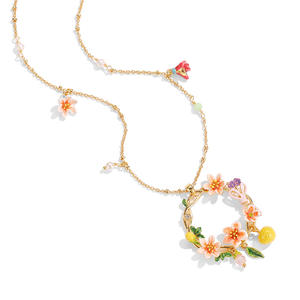 Collar con Colgante de Flor de Azahar y Limón Esmaltado, Joyería Floral Cítrica para Mujer - Product Image 2
