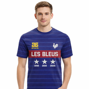 Maillot <span class=keywords><strong>de</strong></span> football personnalisé <span class=keywords><strong>de</strong></span> l'équipe nationale <span class=keywords><strong>de</strong></span> <span class=keywords><strong>France</strong></span> 2026, T-<span class=keywords><strong>shirt</strong></span> <span class=keywords><strong>de</strong></span> sport à manches courtes à col rond pour homme, séchage rapide, motif Coq Gaulique - Product Image 1