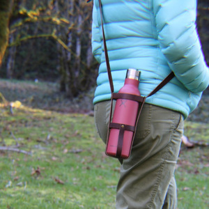 Correa de cuero para botella de agua, bolsa portátil para botella de agua para exteriores, funda aislante simple y universal para botella de agua. - Product Image 2