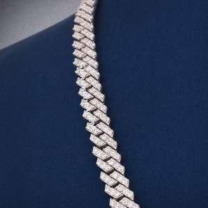 Collier unisexe de luxe en argent sterling 925 avec maillons cubains hip-hop de 6,5 mm, serti de diamants en moissanite, idéal pour un cadeau de mariage - Product Image 2