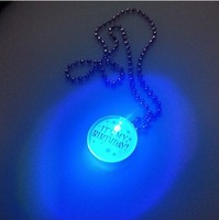Lencana LED Logo Kustom - Pin Bercahaya dengan Baterai yang Dapat Diganti untuk Hadiah Promosi Pesta Konser